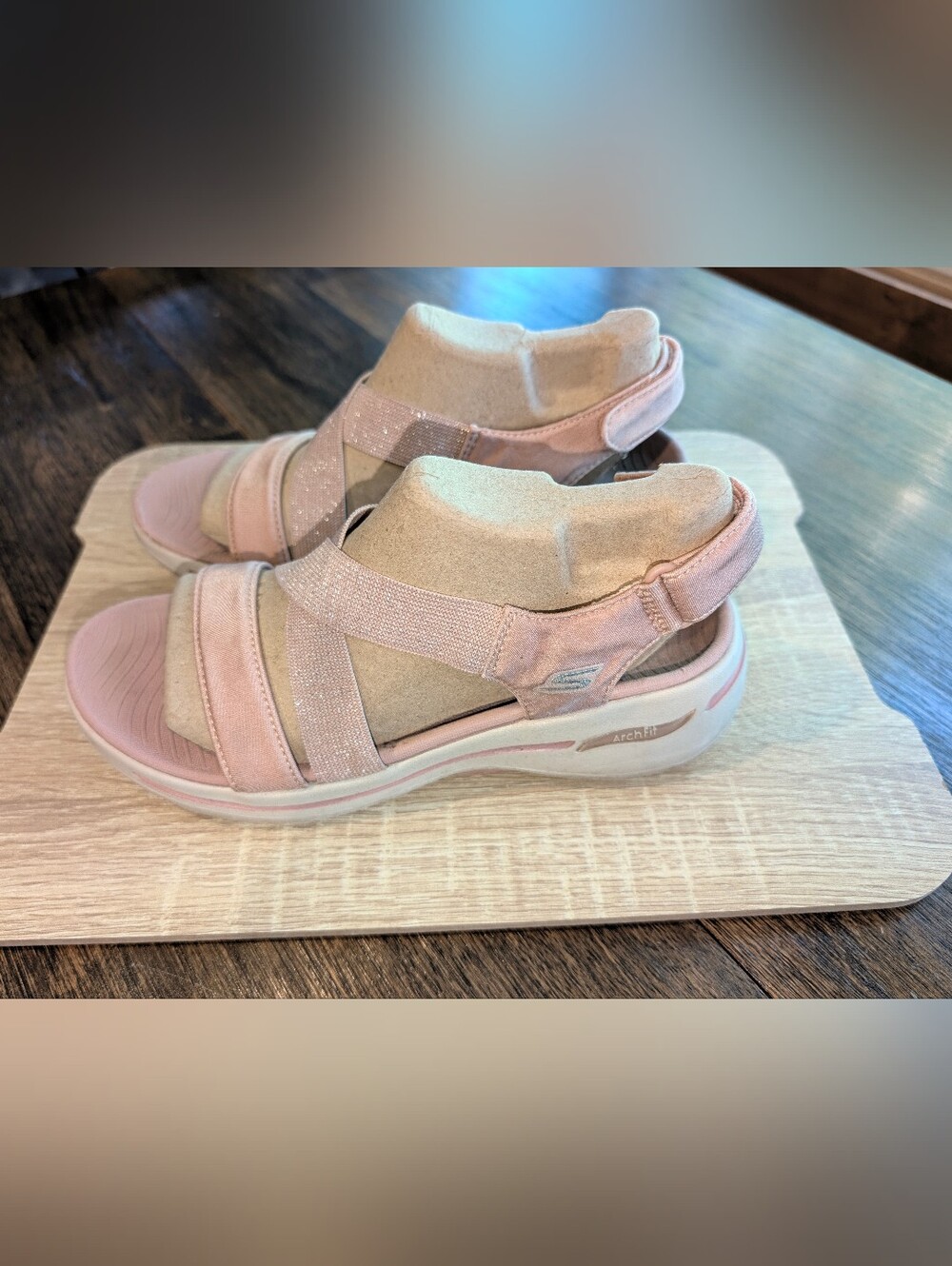 Skechers Arch Fit Women's Pink Strappy Sandals With Silver Sparkles
